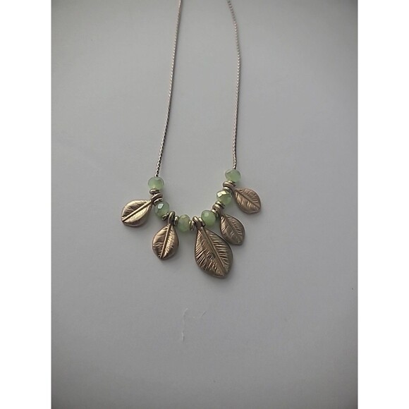 Vintage Necklace Chain Silver Tone Green Beads Gold Tone Leaves Jewelry Costume - Picture 6 of 9